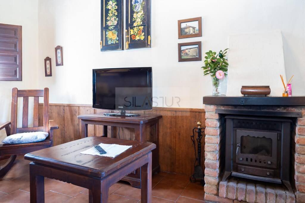 La Casona Del Cura I By Silastur Pravia Exterior foto